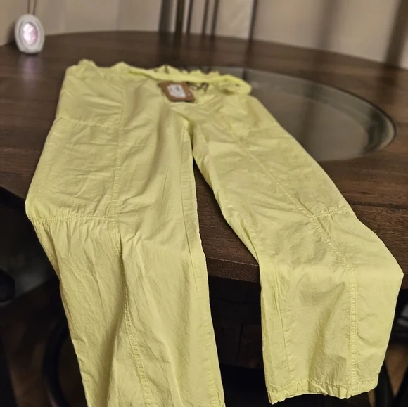 Pants - Picture 2 of 7